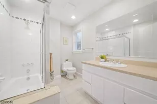 12 Clinton Ln, Wayne, NJ 07470 - Photo 29