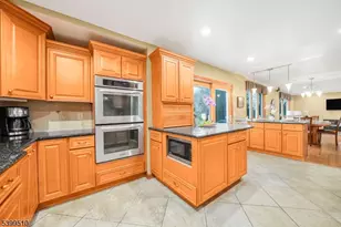 12 Clinton Ln, Wayne, NJ 07470 - Photo 7