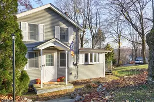 31 Highland Ave, Stanhope, NJ 07874 - Photo 1