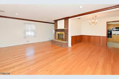 207 Degray St, North Haledon, NJ 07508 - Photo 9
