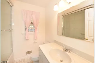 207 Degray St, North Haledon, NJ 07508 - Photo 15