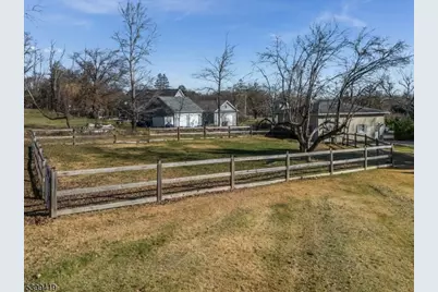 571 Route 614, Union Township, NJ 08802 - Photo 23