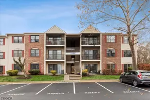 255 Hampshire Ct, Piscataway Township, NJ 08854 - Photo 1