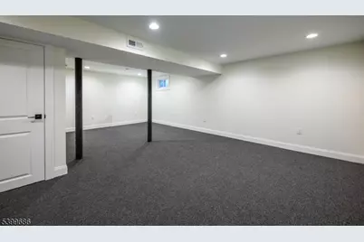 96 South Pkwy, Clifton, NJ 07014 - Photo 39