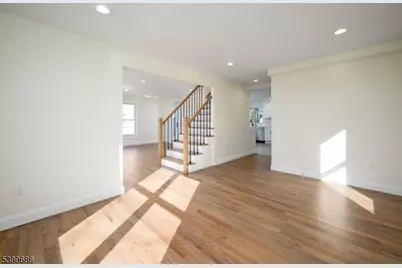 96 South Pkwy, Clifton, NJ 07014 - Photo 13