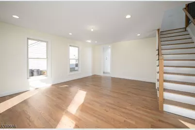 96 South Pkwy, Clifton, NJ 07014 - Photo 9