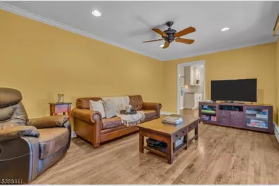 1053 Hillcrest Dr, Branchburg Township, NJ 08853 - Photo 19