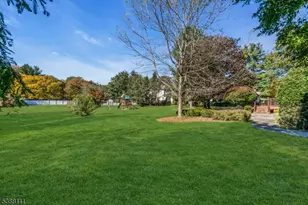 1053 Hillcrest Dr, Branchburg Township, NJ 08853 - Photo 37