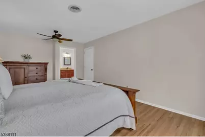 1053 Hillcrest Dr, Branchburg Township, NJ 08853 - Photo 27