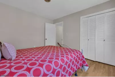 1053 Hillcrest Dr, Branchburg Township, NJ 08853 - Photo 35