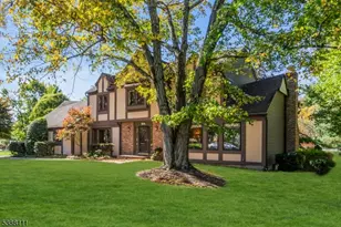 1053 Hillcrest Dr, Branchburg Township, NJ 08853 - Photo 45