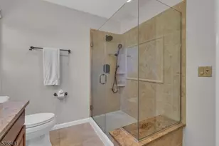 1053 Hillcrest Dr, Branchburg Township, NJ 08853 - Photo 29