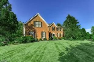 5 Hidden Valley Way, Franklin Township, NJ 08802 - Photo 1