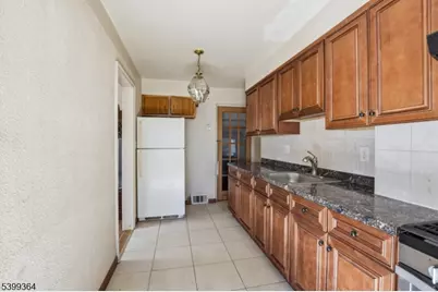 622B Clarkson Ave, Elizabeth, NJ 07202 - Photo 11