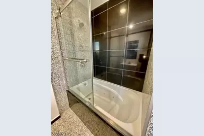 17 Cleveland Ave, Harrison, NJ 07029 - Photo 15