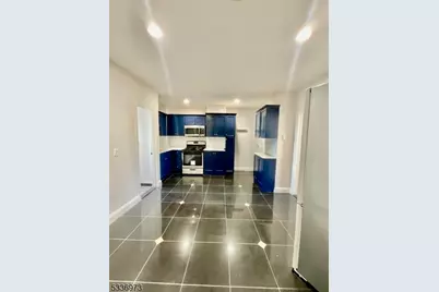 17 Cleveland Ave, Harrison, NJ 07029 - Photo 3