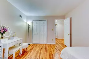 6 Hansen Pl, Wayne, NJ 07470 - Photo 35