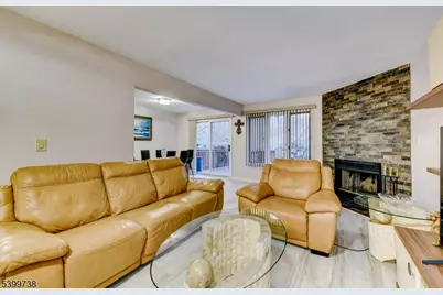 6 Hansen Pl, Wayne, NJ 07470 - Photo 9