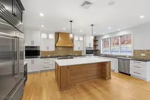 10 Twin Brks Ct, Warren Township, NJ 07059 - Photo 11