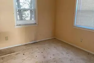 6 Maple Ln, Hampton Boro, NJ 08827 - Photo 7