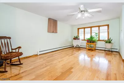 46 Frances St, Clifton, NJ 07014 - Photo 5