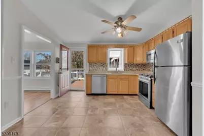 28 Duval St, Bridgewater Twp., NJ 08807 - Photo 7