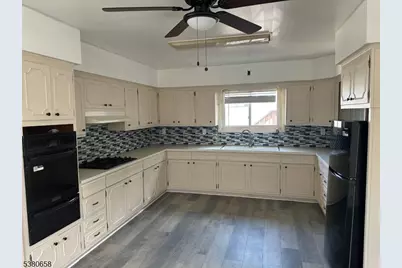 296 Preakness Ave, Paterson, NJ 07502 - Photo 3