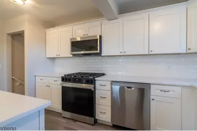 328 Ralph St, Franklin Township, NJ 08873 - Photo 7