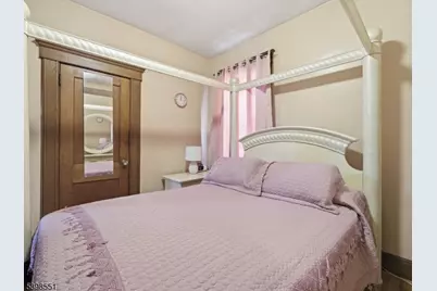 768 E 25th St, Paterson, NJ 07504 - Photo 19