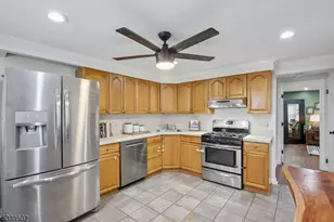 1147 Inwood Pl, Plainfield City, NJ 07062 - Photo 9