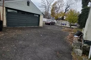 387 Tower St, Union Township, NJ 07088 - Photo 21