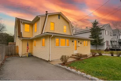 32 Grove St, Wanaque, NJ 07465 - Photo 1