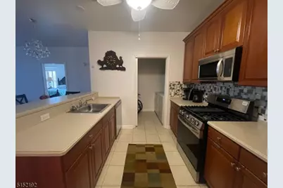 132 Cory Ln #132, Elmwood Park, NJ 07407 - Photo 3