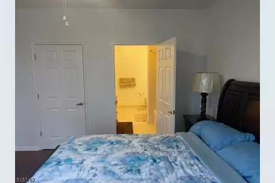 132 Cory Ln, Elmwood Park, NJ 07407 - Photo 15