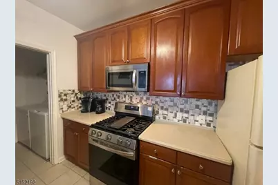 132 Cory Ln, Elmwood Park, NJ 07407 - Photo 11