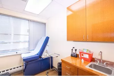 2 Lincoln Hwy-Unit100, Edison Twp., NJ 08820 - Photo 35