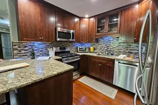 272 Redwood Ct, Ramsey, NJ 07446 - Photo 3