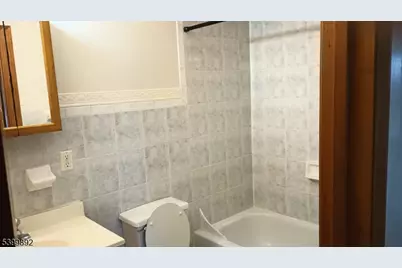 809 S 17th St #2, Newark, NJ 07108 - Photo 3