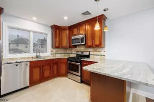 71 Christie Ave, Clifton, NJ 07011 - Photo 3