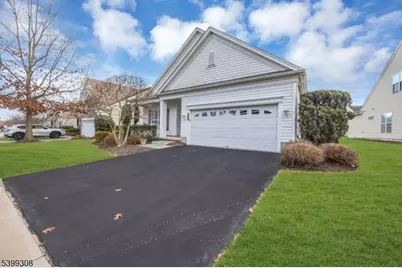 324 Biltmore Ln, Franklin Township, NJ 08873 - Photo 3