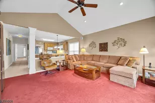 324 Biltmore Ln, Franklin Township, NJ 08873 - Photo 25