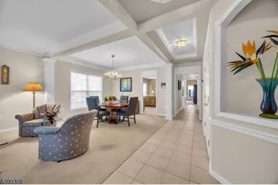 324 Biltmore Ln, Franklin Township, NJ 08873 - Photo 5