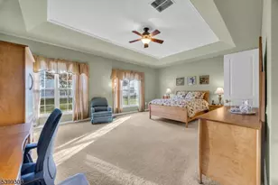 324 Biltmore Ln, Franklin Township, NJ 08873 - Photo 27