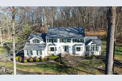 10 Knollwood Ter, Chester, NJ 07930 - Photo 1