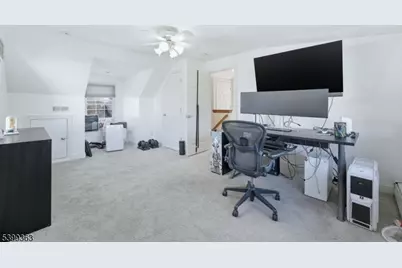 1120 Greslin Ter, Rahway, NJ 07065 - Photo 23