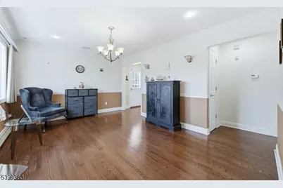 1120 Greslin Ter, Rahway, NJ 07065 - Photo 3