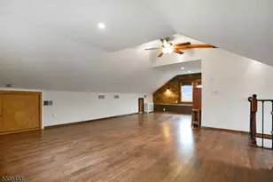 80 Locust Ave, Millburn, NJ 07041 - Photo 23