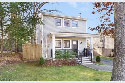 305 Top Ave, Green Brook Township, NJ 08812 - Photo 1