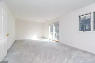 13 Greenbriar Ln, Clinton Township, NJ 08801 - Photo 11