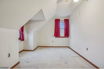 944 Burlington Ave, Union Township, NJ 07083 - Photo 23